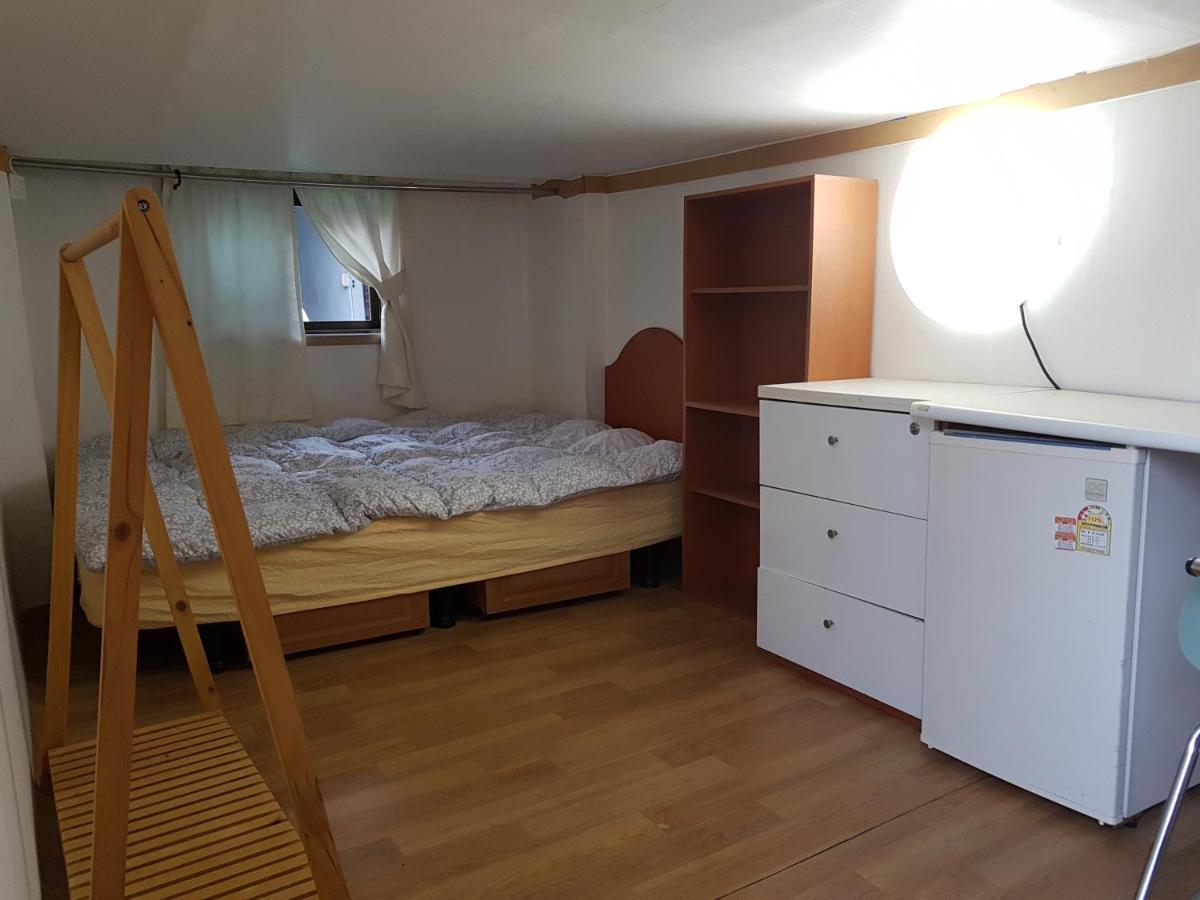 Female Only - Coco Stay Jongno Hyehwa Station Σεούλ Εξωτερικό φωτογραφία